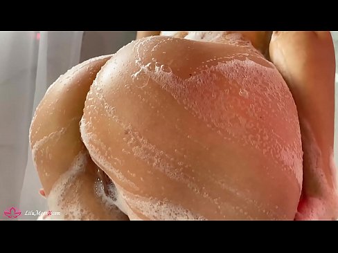 ❤️ Zeshkania masturbon pidhin me vibrator deri në orgazmë intensive në dush ️ Seks cilësor në pornografi sq.newsexxxx.ru